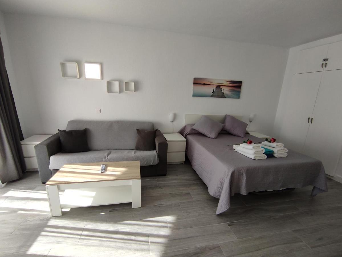 Estudio Benalbeach Primera Linea De Playa 贝纳尔马德纳 外观 照片