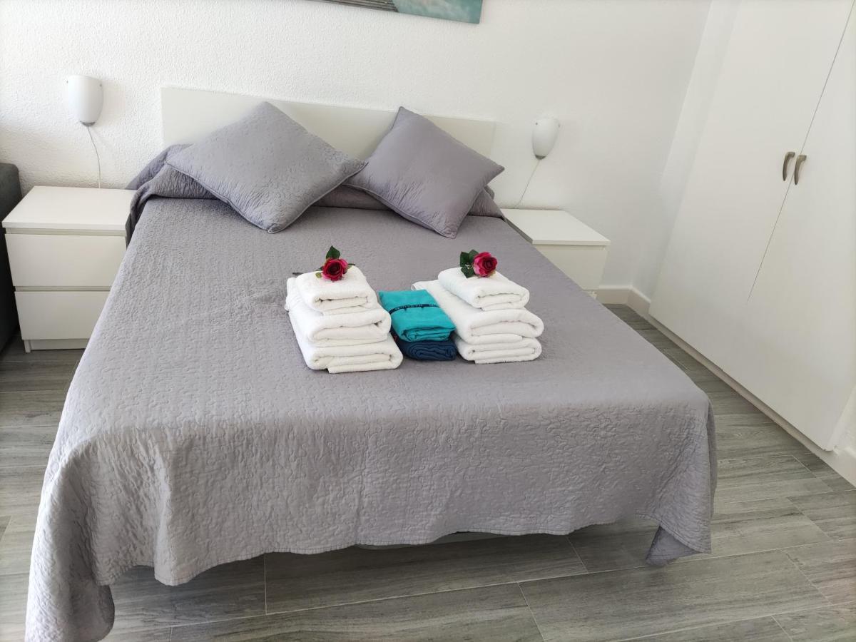 Estudio Benalbeach Primera Linea De Playa 贝纳尔马德纳 外观 照片