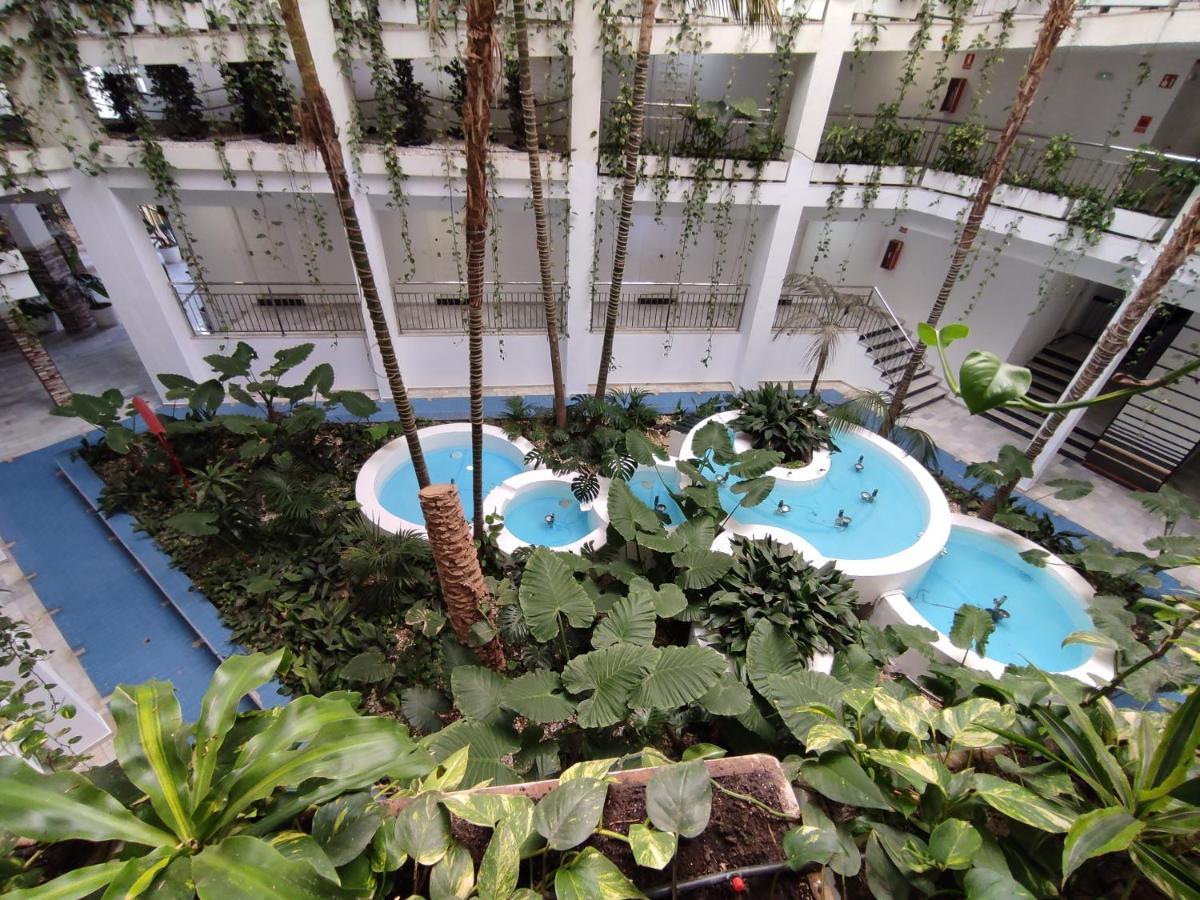 Estudio Benalbeach Primera Linea De Playa 贝纳尔马德纳 外观 照片
