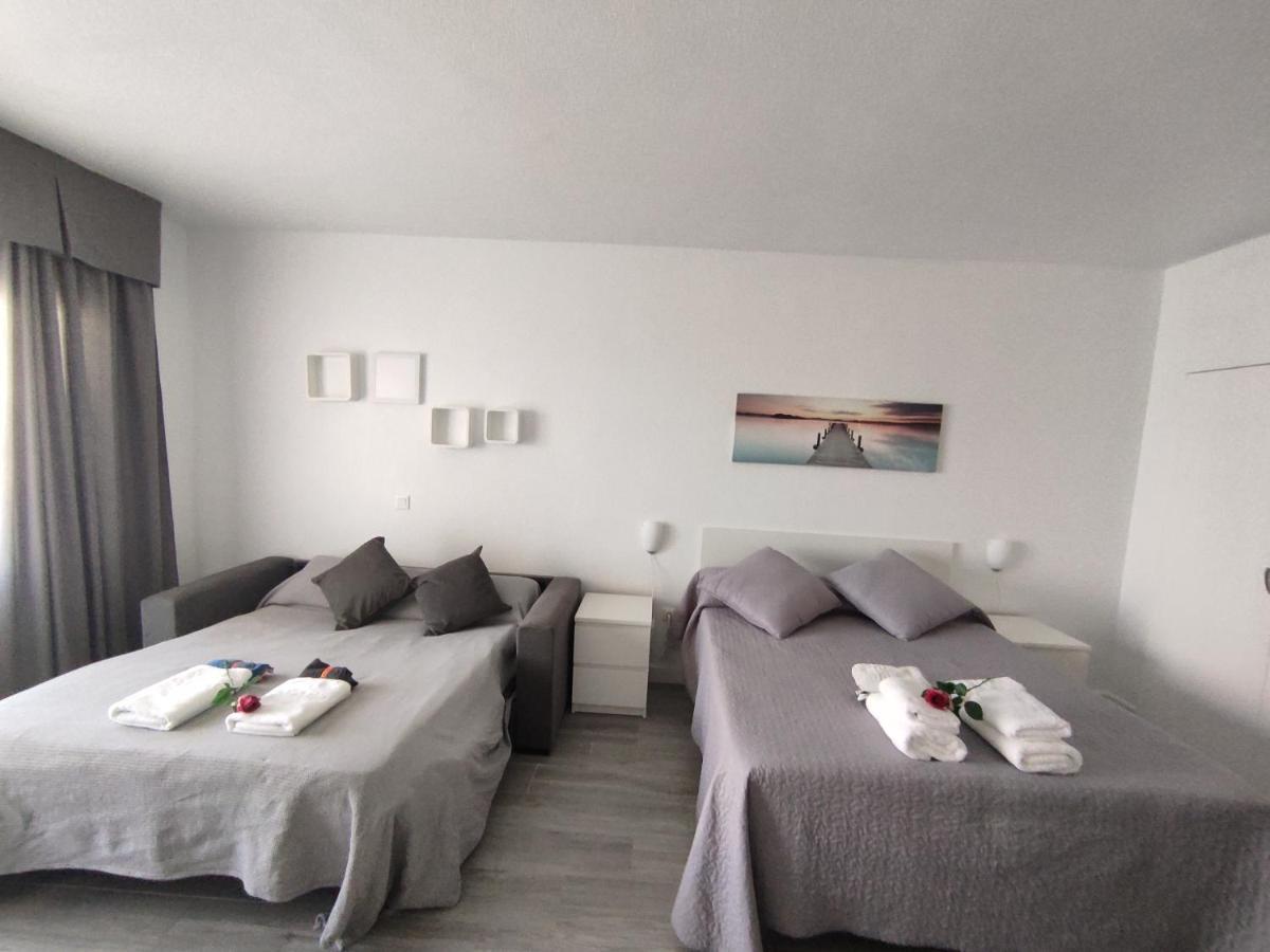 Estudio Benalbeach Primera Linea De Playa 贝纳尔马德纳 外观 照片